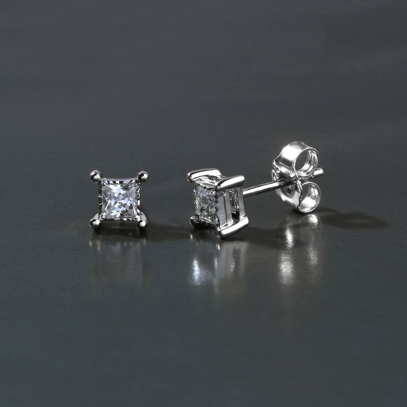 1/20ct to 3/4ct TDW Diamond Solitaire Stud Earrings in Silver for Women - 1/4 ct - White