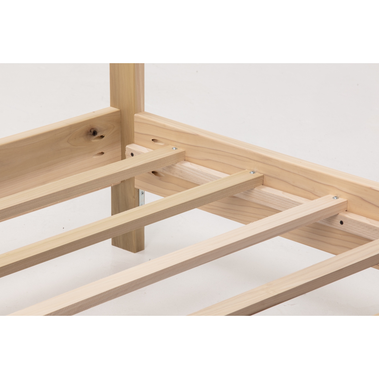 Twin Size Bed Coastal Cottage Style Platform Bed Solid Wood Bed Frame