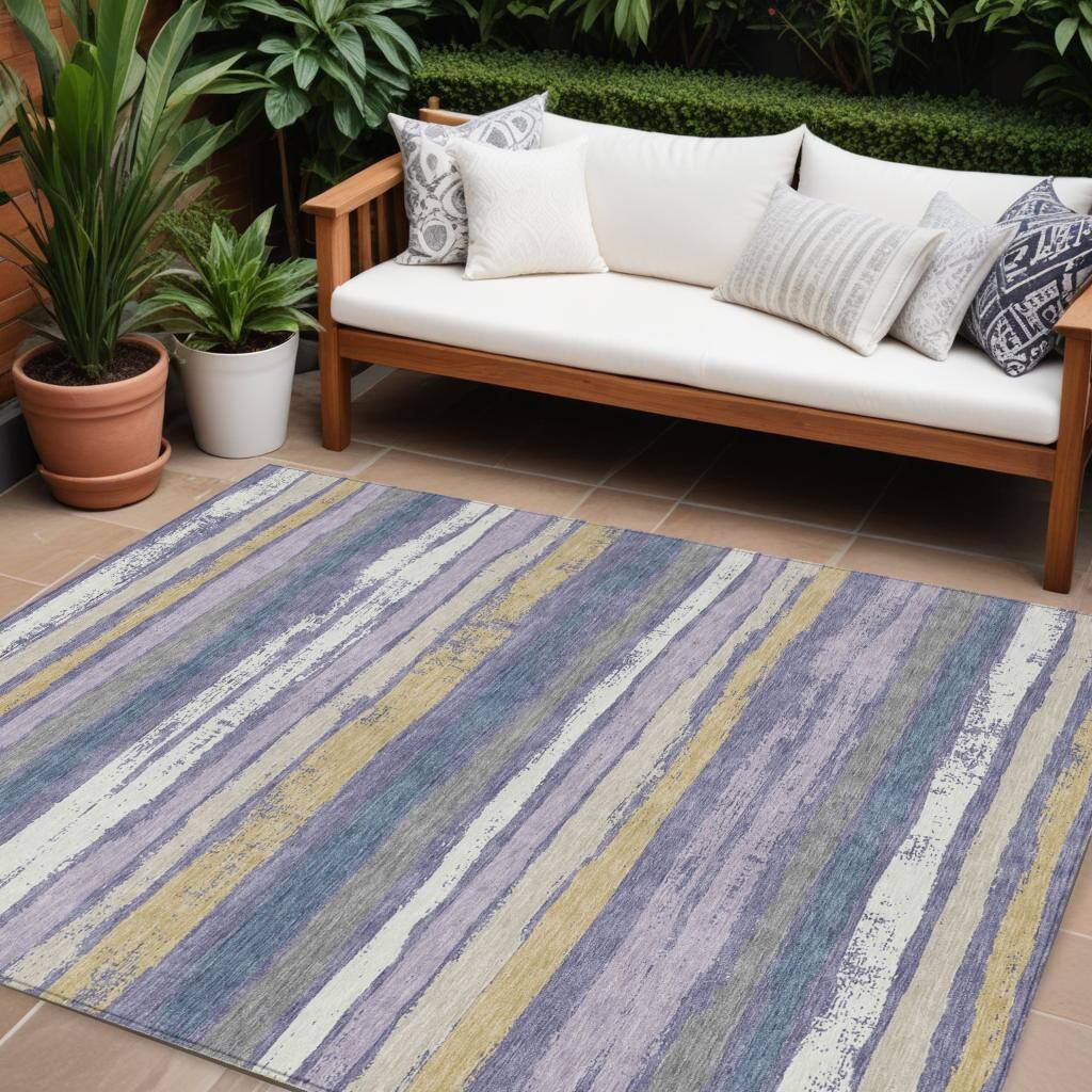 HomeRoots Striped Transitional Rectangle Outdoor Rug