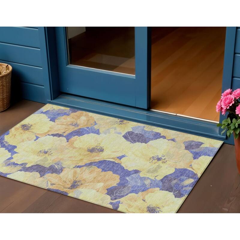 HomeRoots Floral Transitional Rectangle Outdoor Rug - Beige/Purple - 3' x 5'