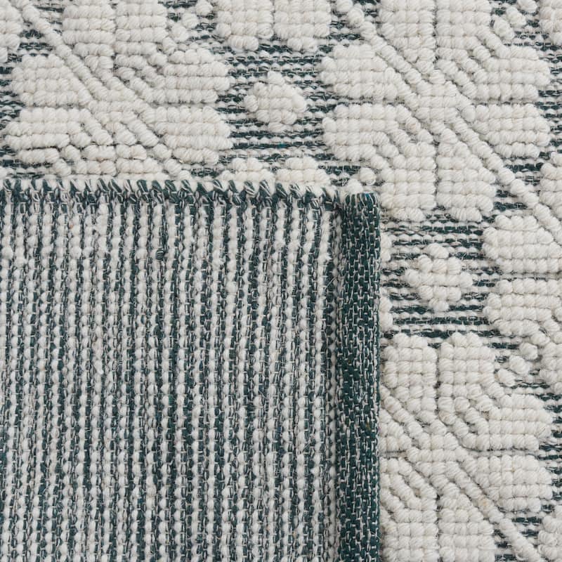Martha Stewart by SAFAVIEH, Handmade Micheline Wool Rug