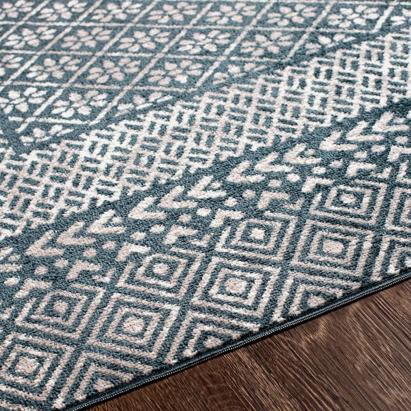 Livabliss Wolbach Machine Washable Traditional Border Area Rug