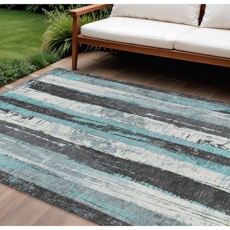 HomeRoots Striped Transitional Rectangle Outdoor Rug - 9' X 12'
