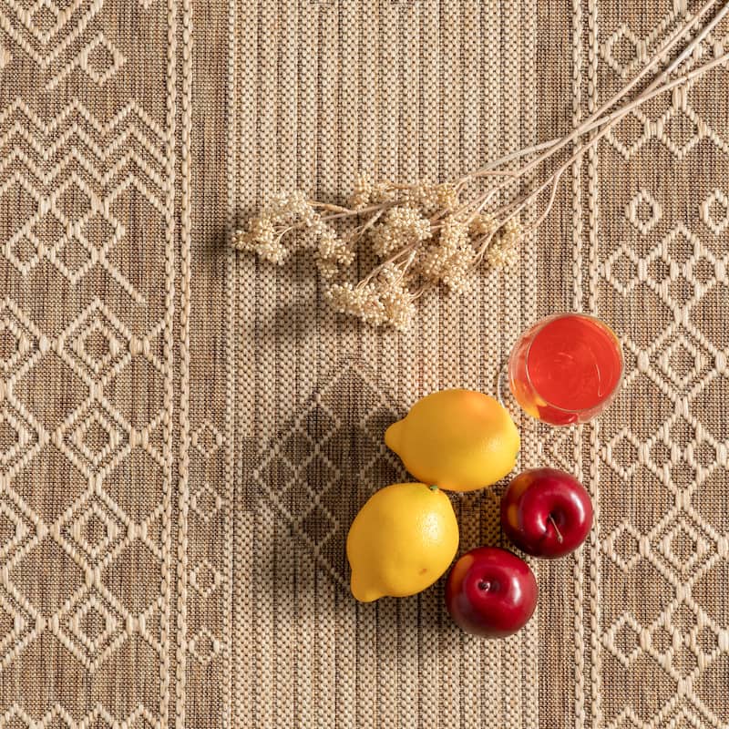 Nuloom Leigh Ethnic Stripes Indoor/Outdoor Area Rug