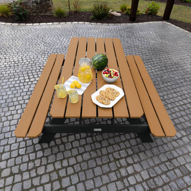 HIGHWOOD Eco-friendly Picnic Table