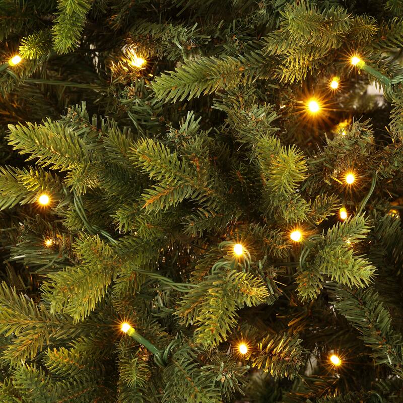 SAFAVIEH Joanie 7.5 Ft, Pre-Lit Artificial Christmas Tree - 60" W x 60" D x 90" H - 60"Wx60"Dx90"H