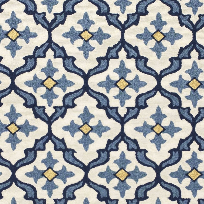 Pava Stylish Geometric Weather Resistant Sleek Contemporary Hand-Woven Outdoor Rug - 2' x 3'