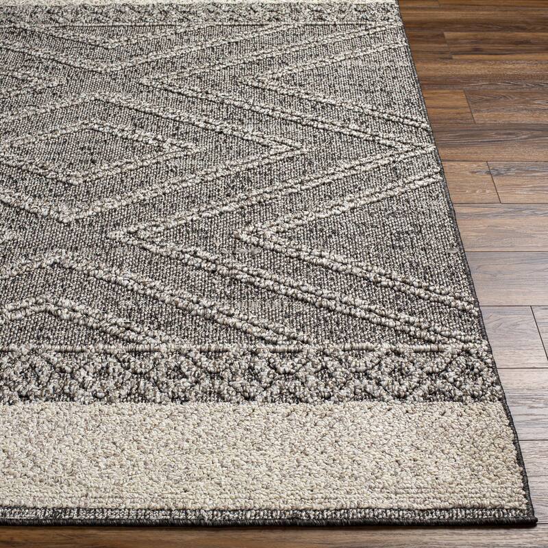 Livabliss Sarasota Scandinavian Diamond Indoor / OutdoorArea Rug