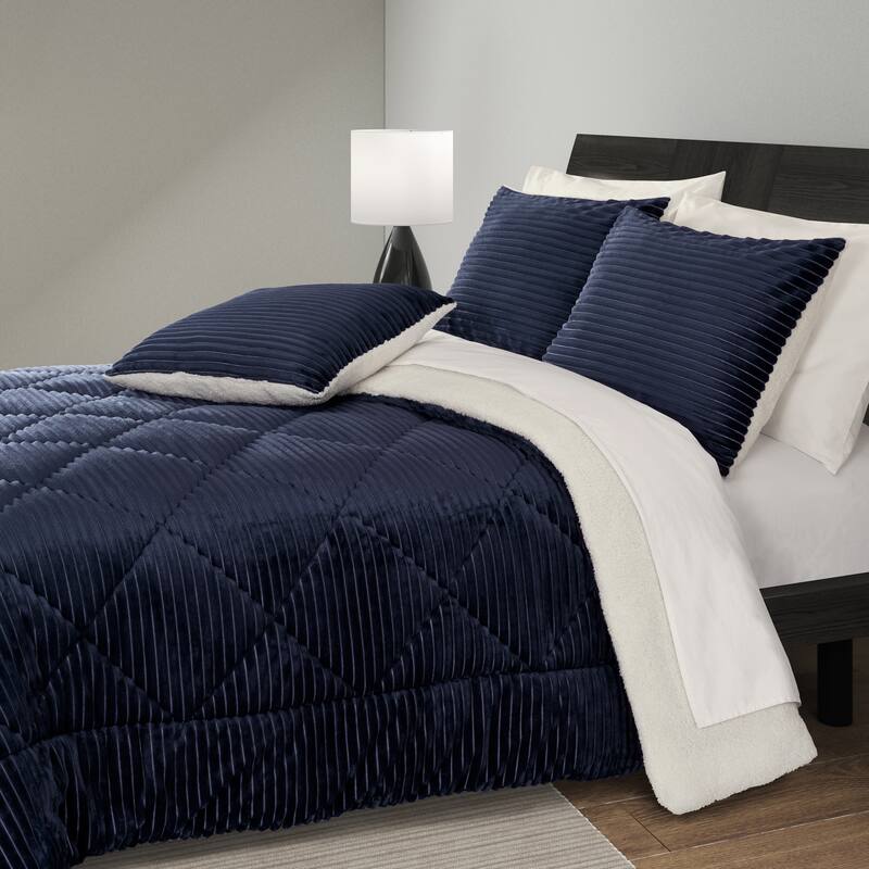 J. Queen New York Everett Comforter Set