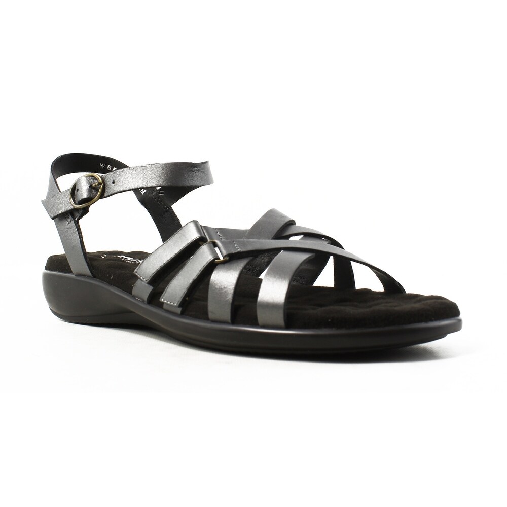 walking on a cloud sandals