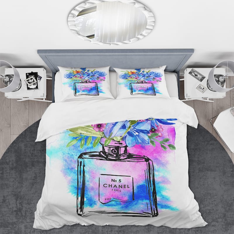 Designart 'Perfume Chanel Five V' French Country Duvet Cover Set