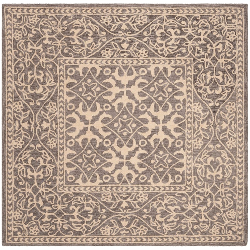 SAFAVIEH Handmade Suzani Danyelle Boho Tribal Wool Rug - 5' Square - Grey/Beige