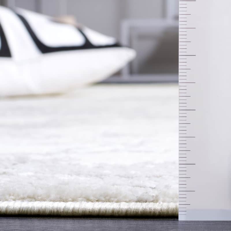 SAFAVIEH Hanna Melisa Contemporary Rug
