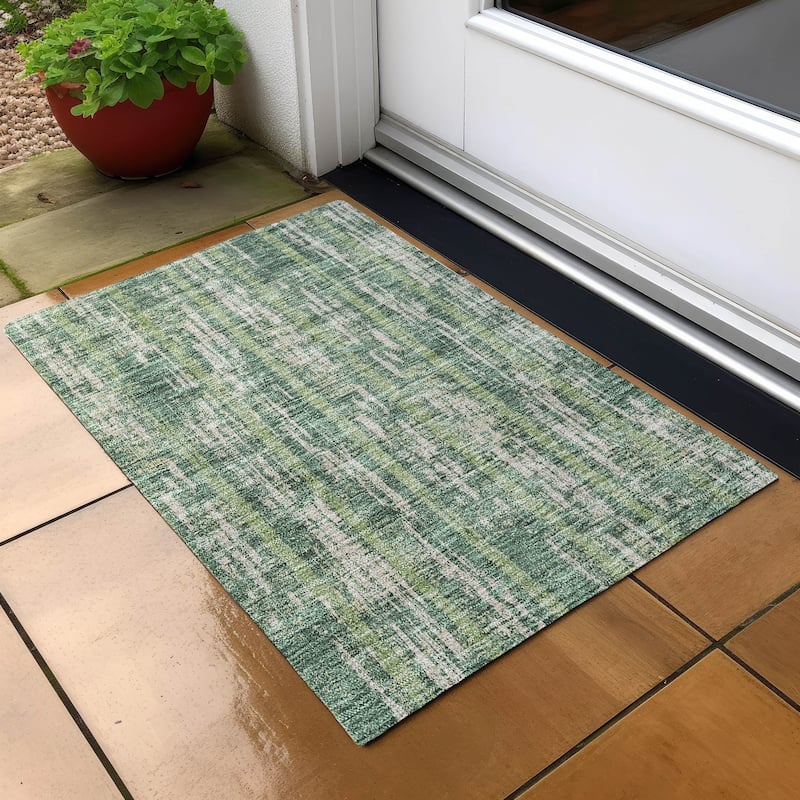 Machine Washable Indoor/ Outdoor Chantille Stripe Ombre Rug - Green - 1'8" x 2'6"