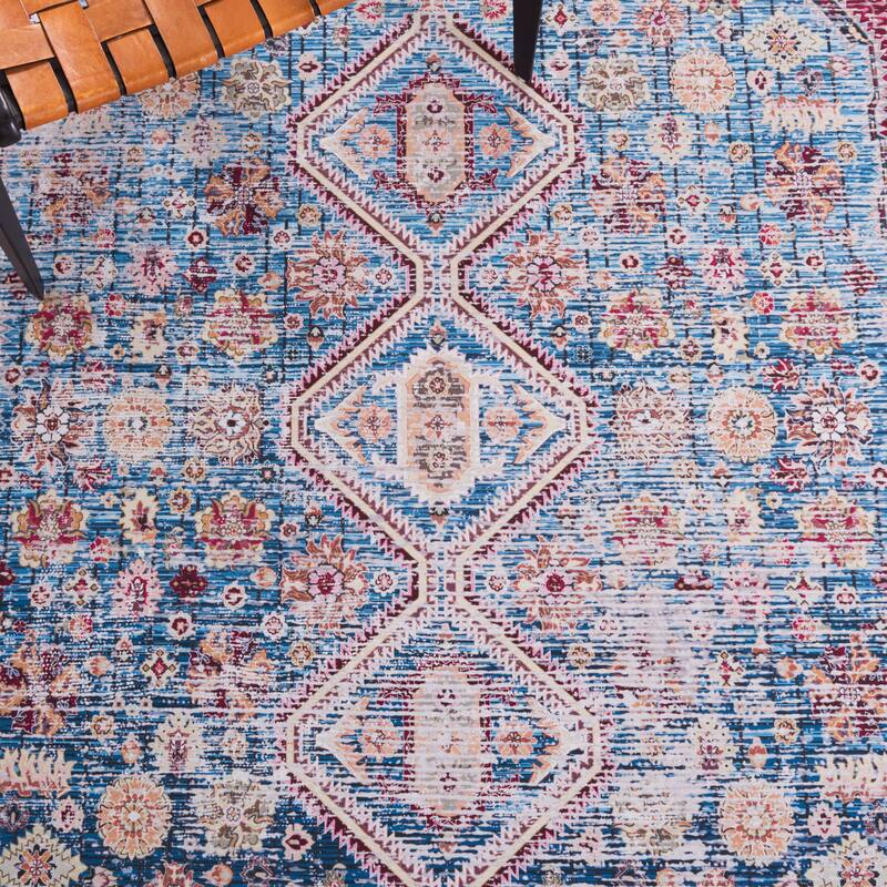 SAFAVIEH Tucson Machine Washable Slip Resistant Celestine Traditional Rug