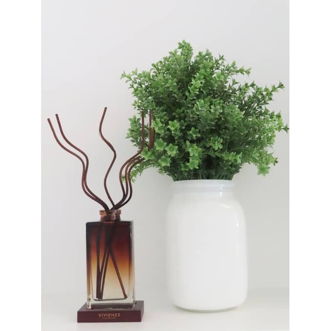 Wooden Tray Reed Diffuser with Black Curvy Reeds and White Flower Scent