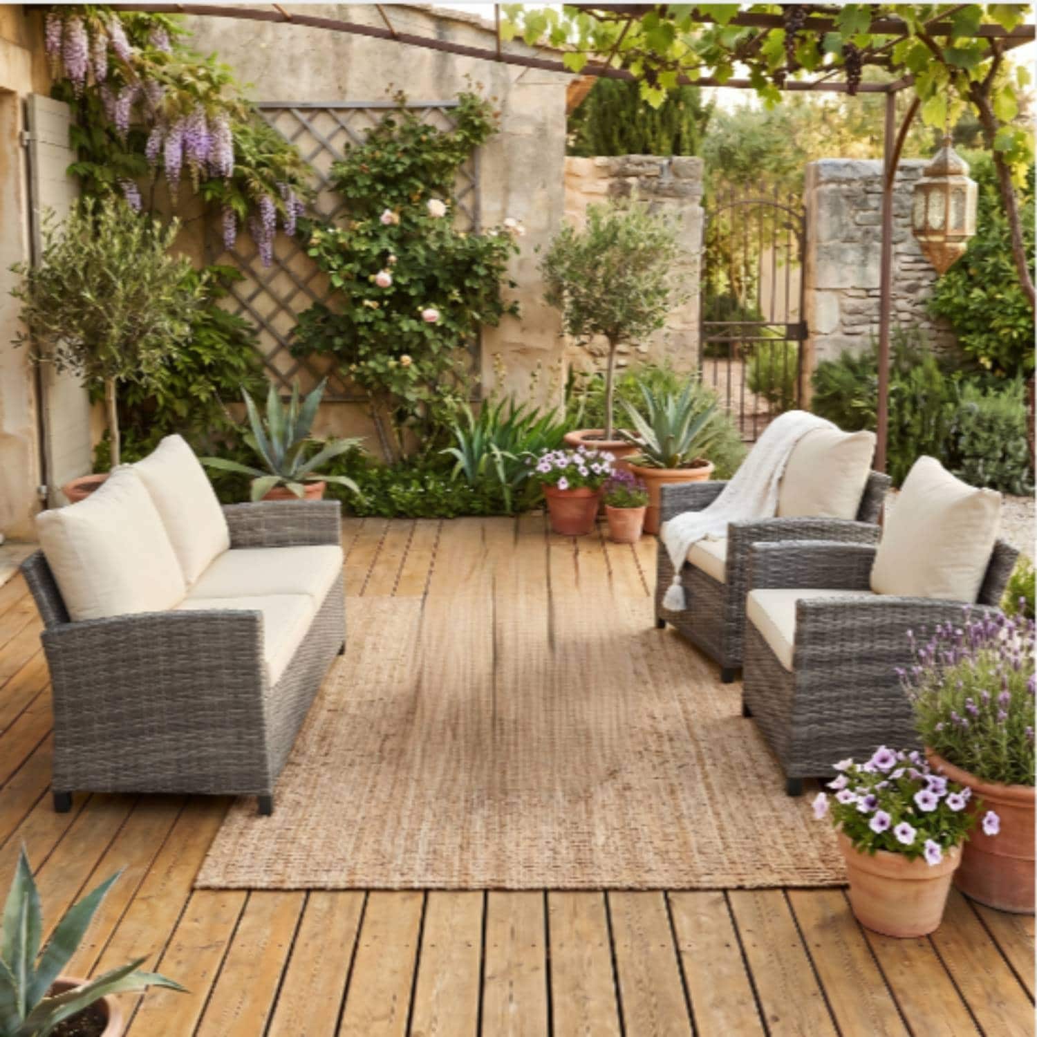 4 Piece Outdoor Wicker Patio Furniture Set with Cushion for Backyard Poolside Porch Garden - N/A