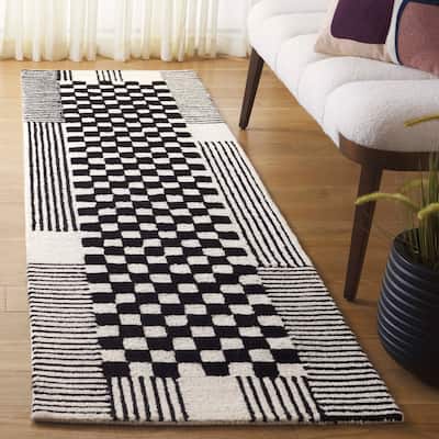 SAFAVIEH Handmade Genre Gunbritt Checkered Wool Rug