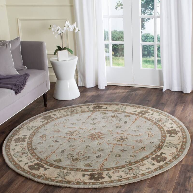 SAFAVIEH Handmade Heritage Freerkje Traditional Oriental Wool Rug - 6' Round - Green/Beige
