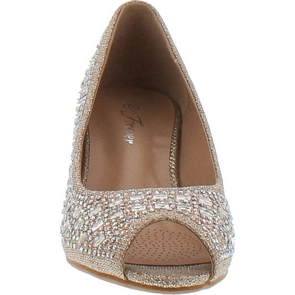 low heel peep toe sandals