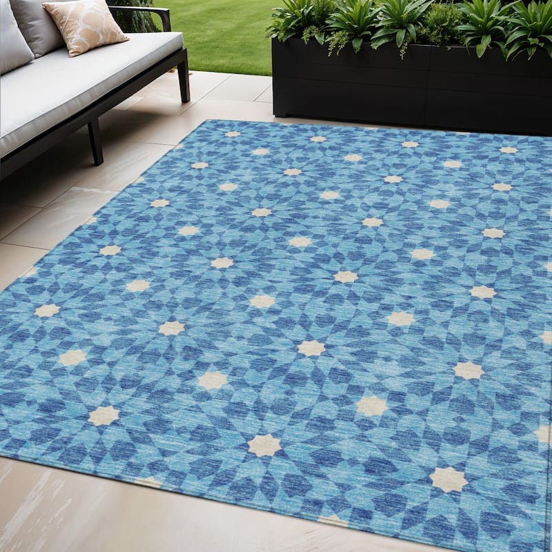 HomeRoots Floral Medallion Transitional Rectangle Outdoor Rug - 5' X 8'