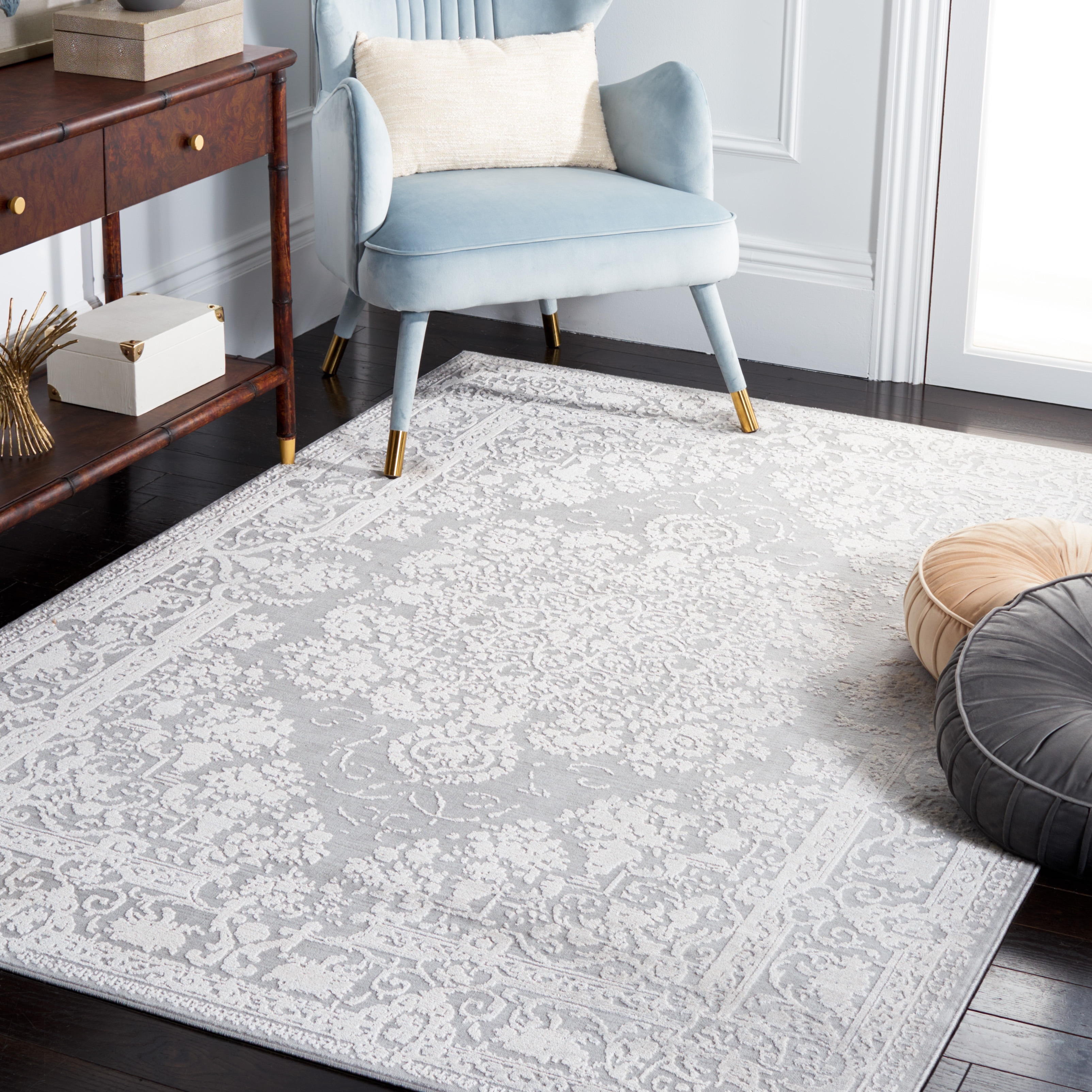 SAFAVIEH Vogue Mina Oriental Medallion Rug