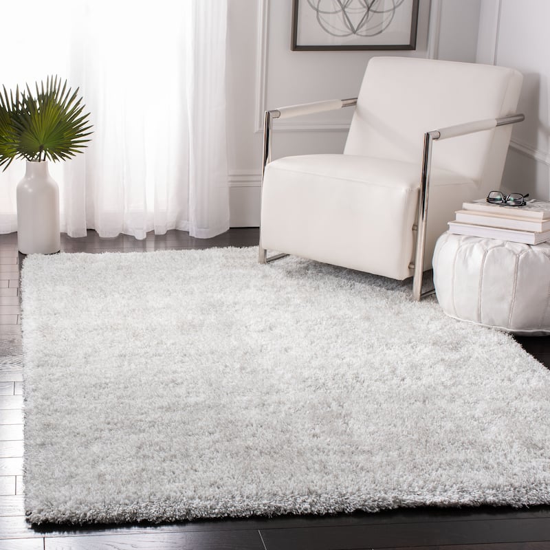 SAFAVIEH Handmade Toronto Shag Mikaela Polyester Rug - 5' x 7' - Ivory/Light Grey