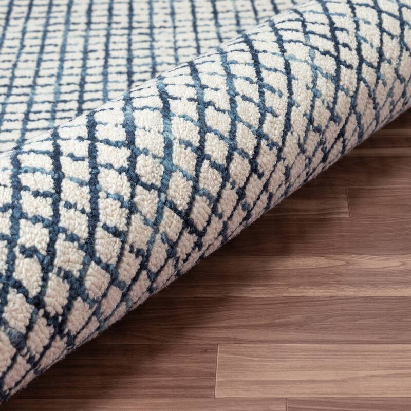 Noah Contemporary Checkered Wool Indoor Area Rug by Sevita