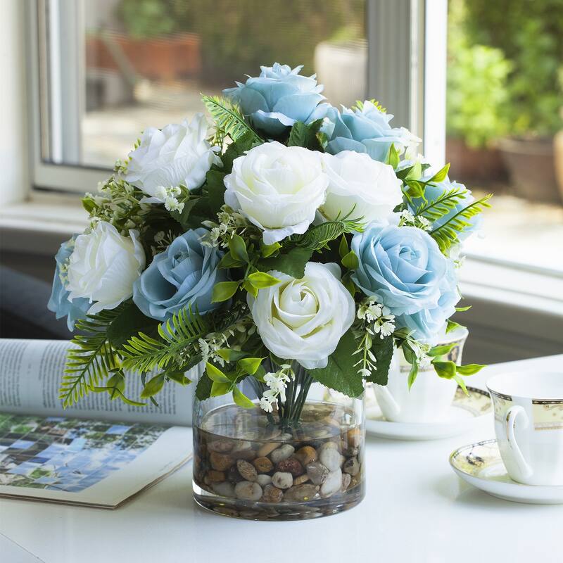 Enova Home Artificial 18 Heads Cream Blue Fake Silk Rose Flowers Arrangement in Clear Glass Vase with River Rock for Home Decor