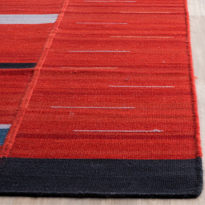 SAFAVIEH Handmade Flatweave Kilim Rensche Wool Rug