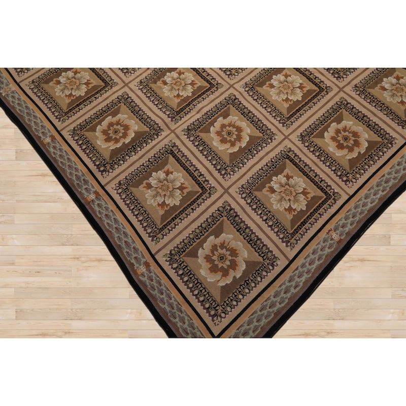 7'9''x10 Hand Woven Flatweave wool Beige French Aubusson Needlepoint Box Rug - 7' 9'' x 10'