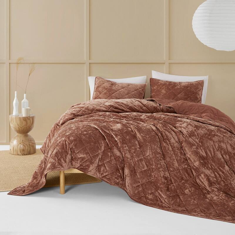 Wonderful Diamond Velvet 3 Piece Quilt Set - Rust Brown 21020 - Queen