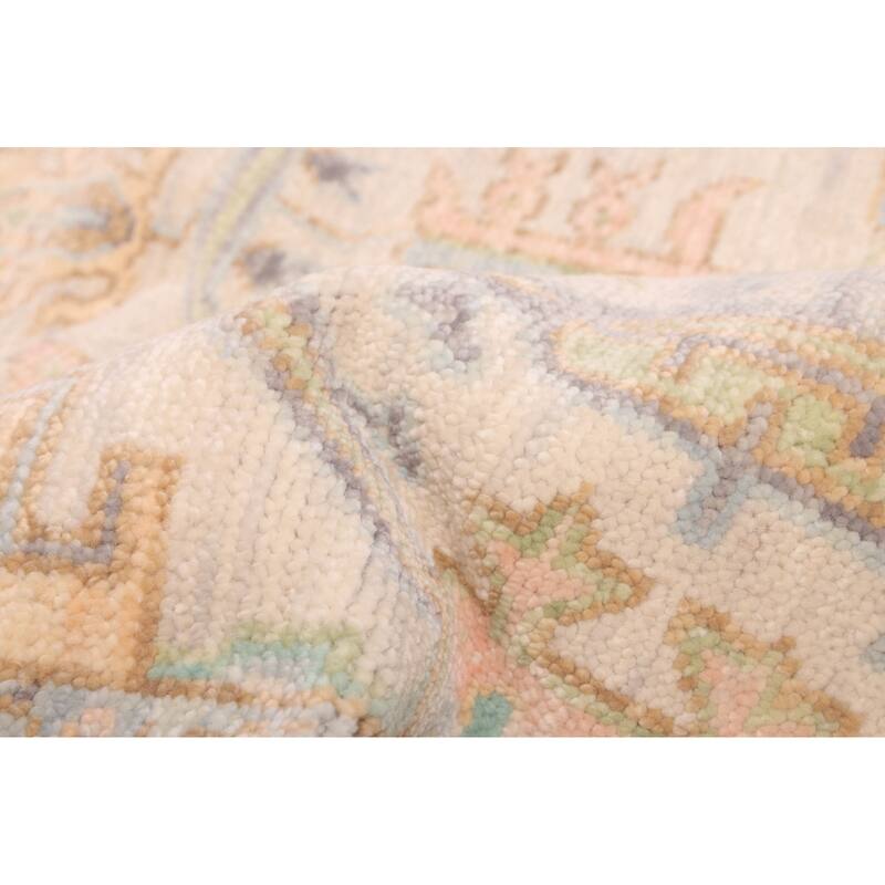 ECARPETGALLERY Hand-knotted Jules Serapi Ivory Wool Rug - 8'2 x 10'3