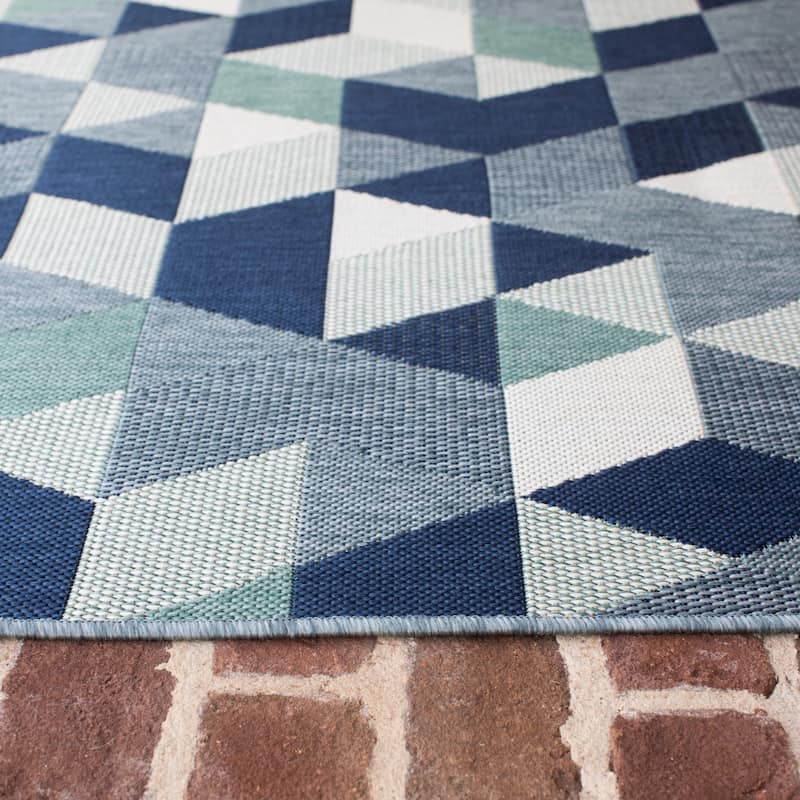 Felix Geometric Indoor/Outdoor Area Rug