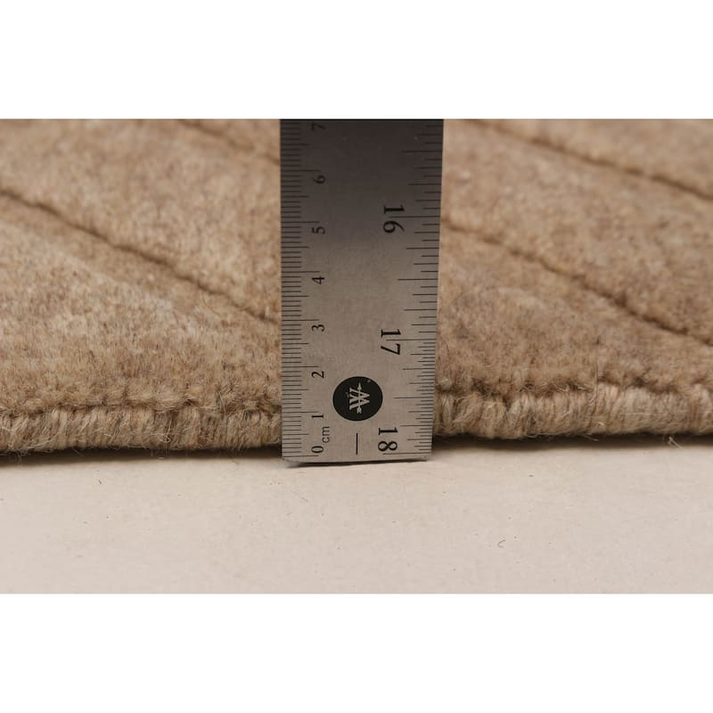 Kashkuli Gabbeh Tan Rug 6'6" x 9'3" - 6'6 x 9'3