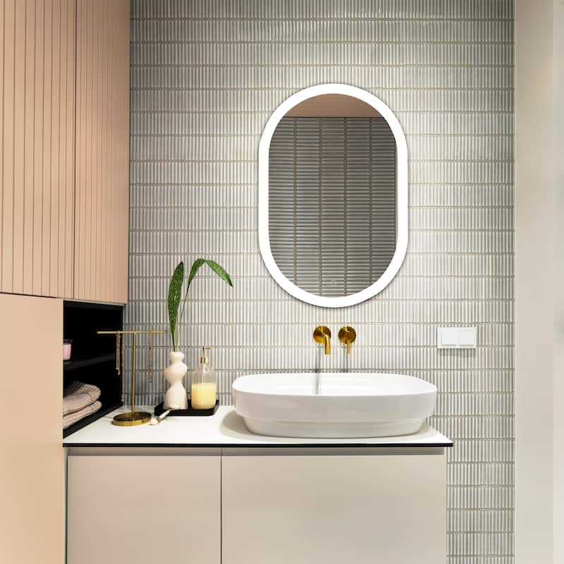 SAFAVIEH Home Wes 24" LED Vanity Mirror - Silver / White