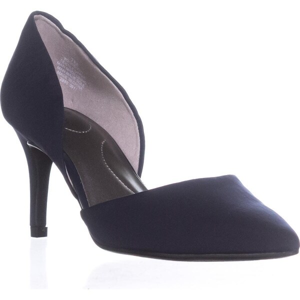 bandolino navy pumps