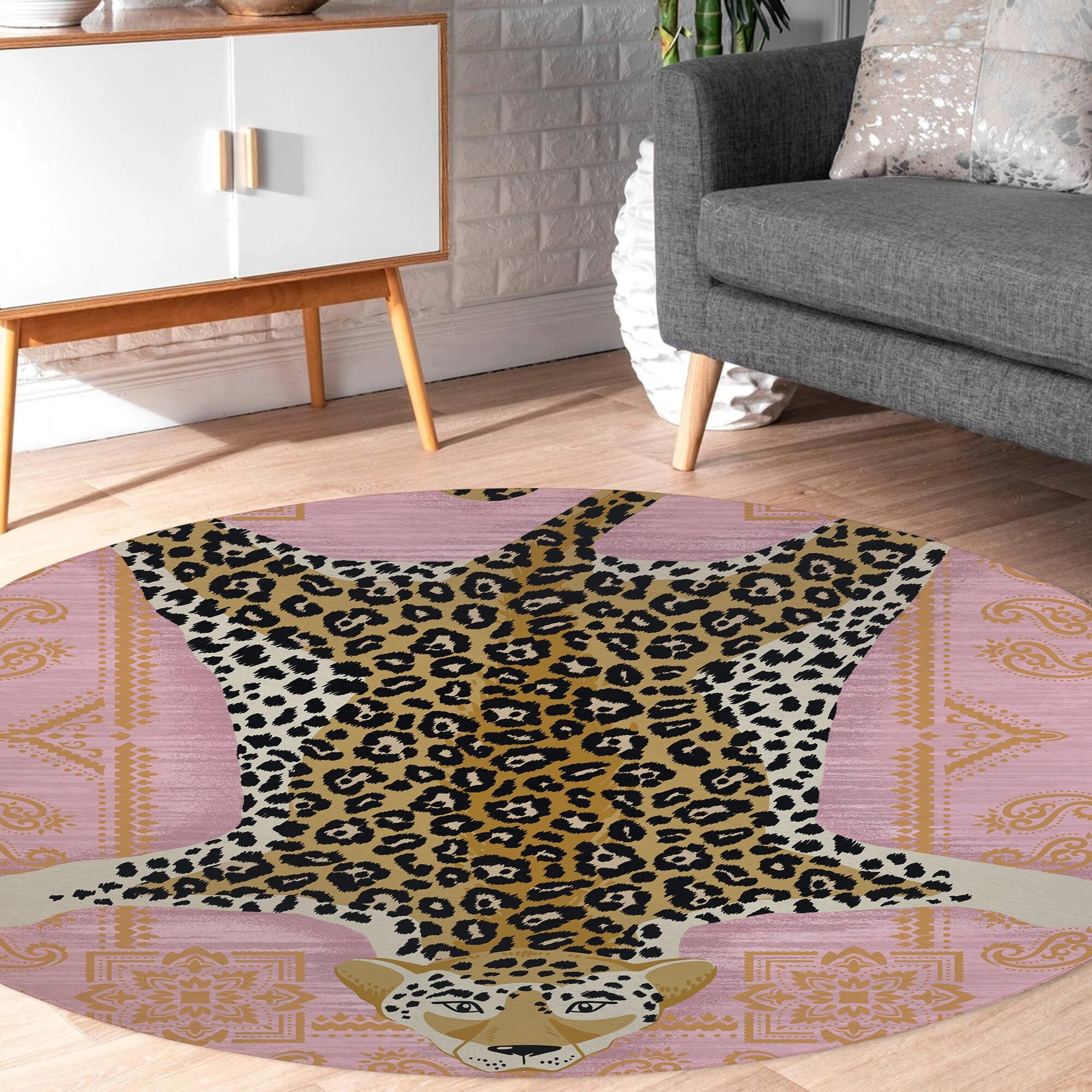 https://ak1.ostkcdn.com/images/products/is/images/direct/3562e4f7eb2ff18c46d11da51afc9fbcd384fff6/LEOPARD-RUG-PINK-Area-Rug-By-Kavka-Designs.jpg