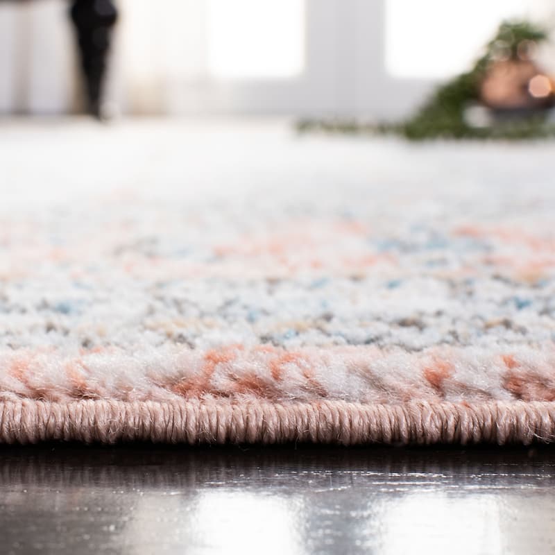 SAFAVIEH Shivan Tamuita Oriental Rug