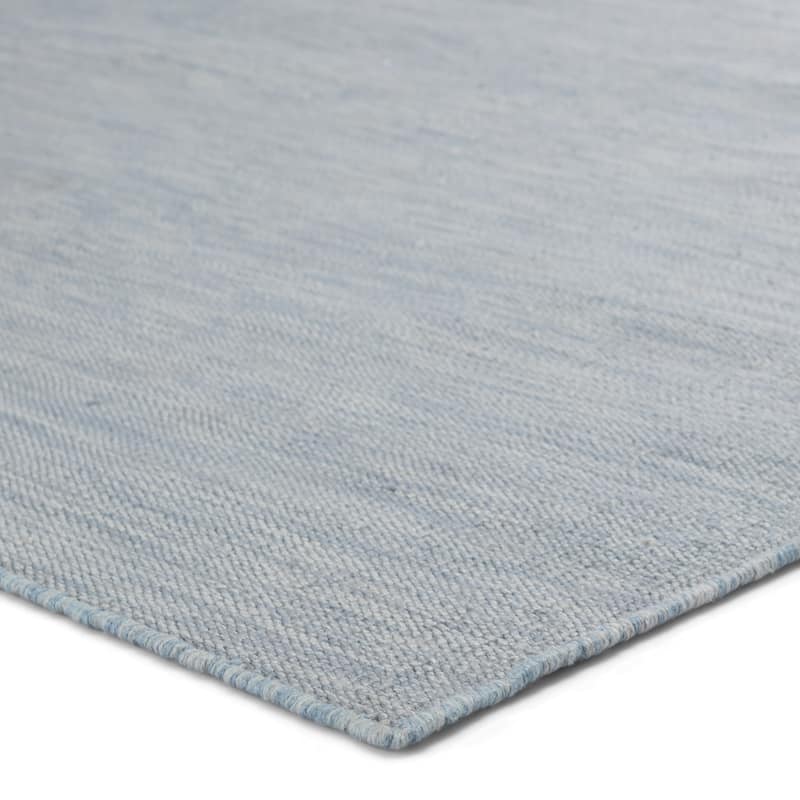 Kaden Indoor/ Outdoor Solid Area Rug