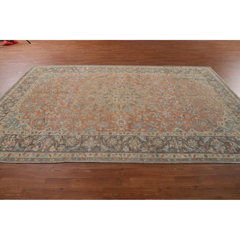 Traditional Najafabad Persian Vintage Rug Hand-Knotted Wool Carpet - 6'11"x 10'5"