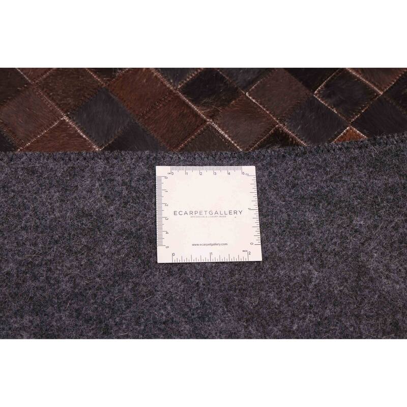 ECARPETGALLERY Handmade Cowhide Patchwork Dark Brown Leather Rug - 4'1 x 6'0