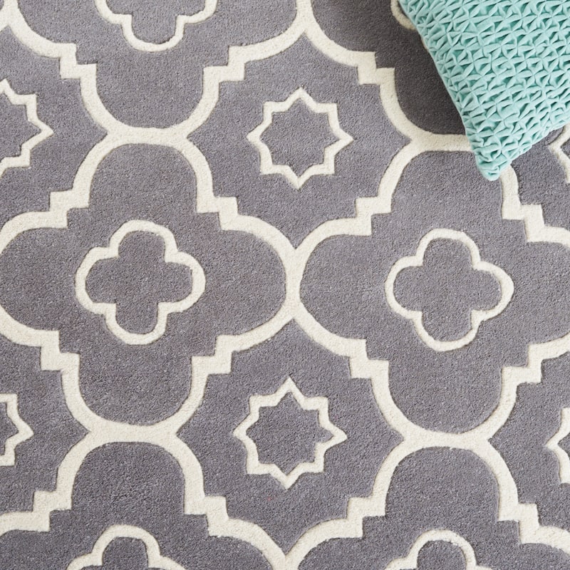 SAFAVIEH Handmade Chatham Franziska Modern Wool Rug