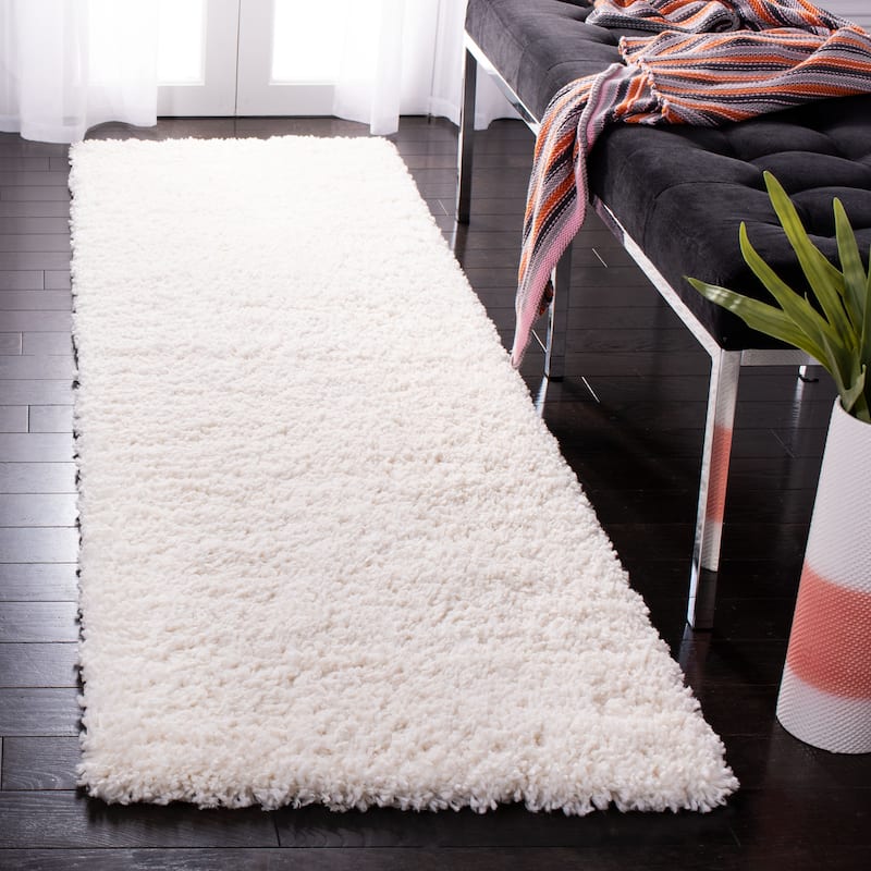 SAFAVIEH Fontana Shag Kimberlie Solid 2-inch Thick Rug - 2'3" x 8' Runner - Ivory - Runner