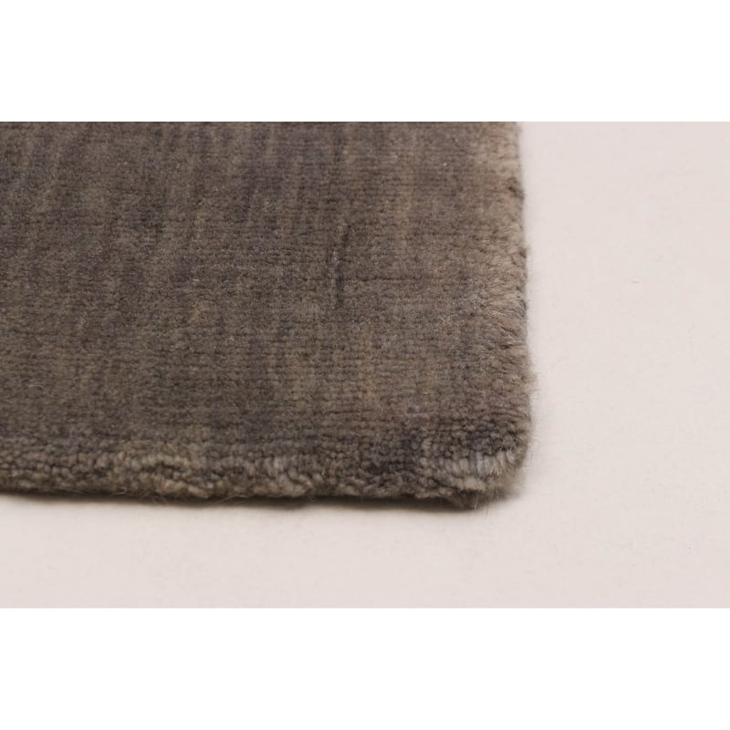 Kashkuli Gabbeh Grey Rug 4'7" x 6'6" - 4'7 x 6'6