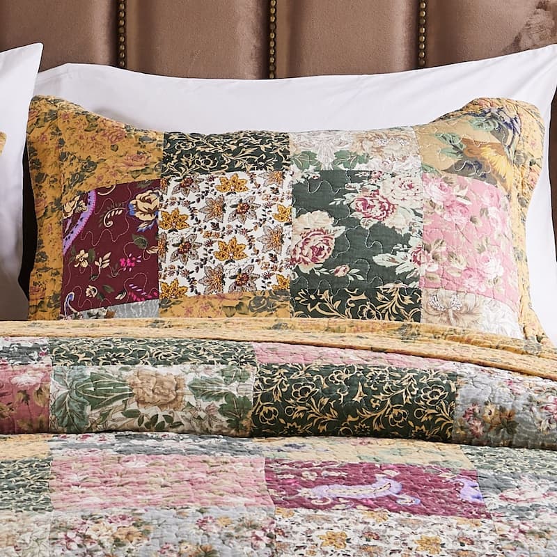 Greenland Home Fashions Antique Chic All-Cotton Authentic Patchwork Quilt Set