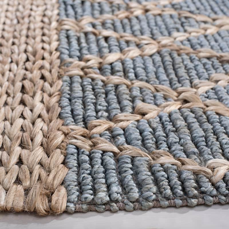 SAFAVIEH Handmade Natural Fiber Foolke Casual Jute Trellis Rug