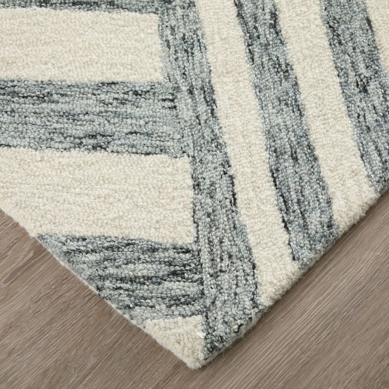 Esser R8A42 Geometric Modern Area Rug