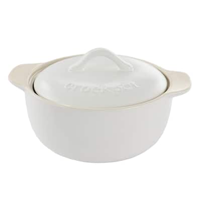 Craftsman 2.3 Quart Round Stoneware Casserole with Lid in White