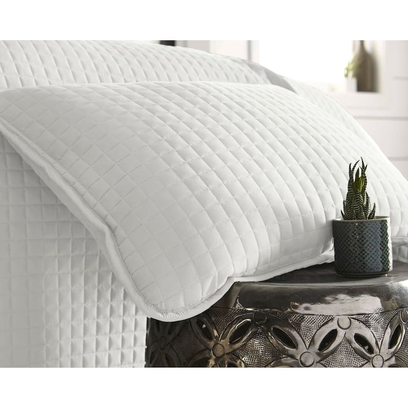 Vilano Oversized 3 piece Quilt Set by Southshore Fine Linens